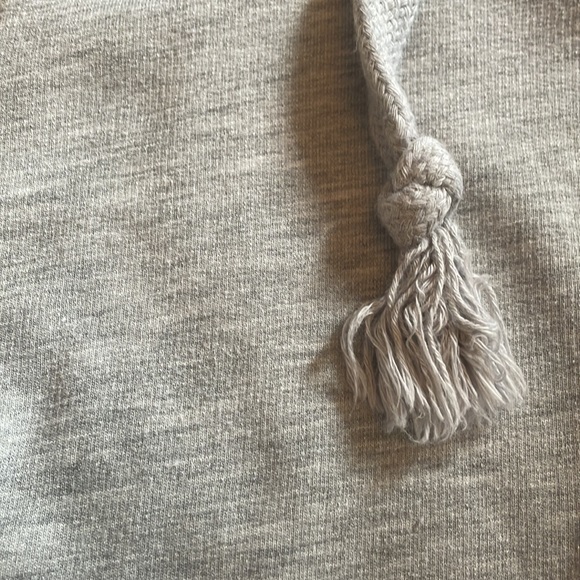 ⚡️Flash Sale ⚡️Bershka - Cutout shoulder sweater - Picture 4 of 5